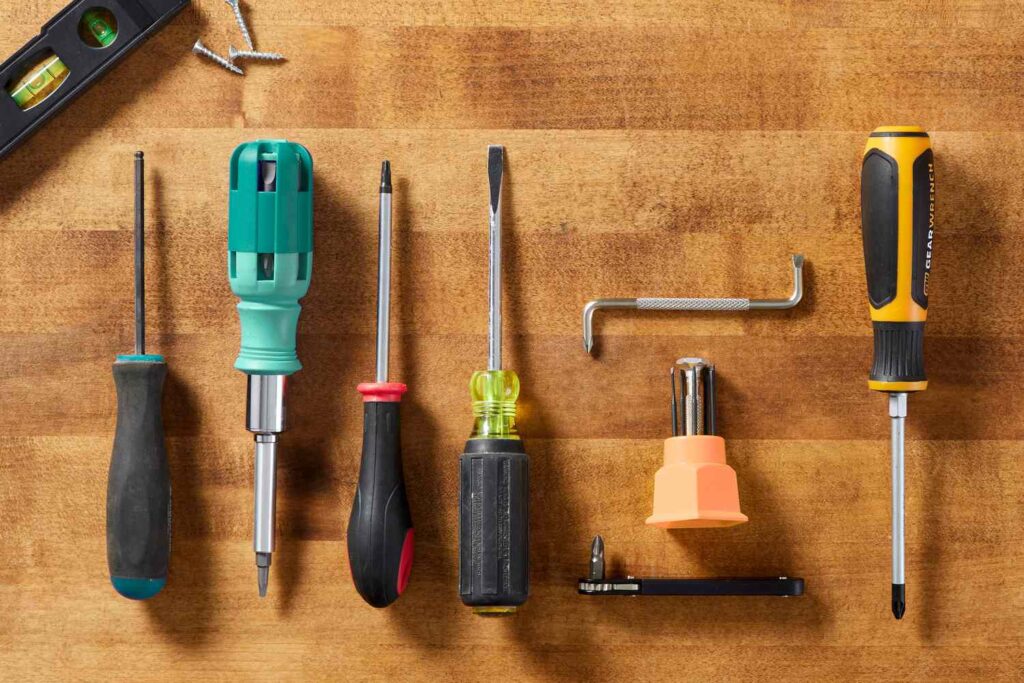 SPR-types-of-Screwdriver-5324555-hero-e3457ce36bf341e0aba66626109a1738